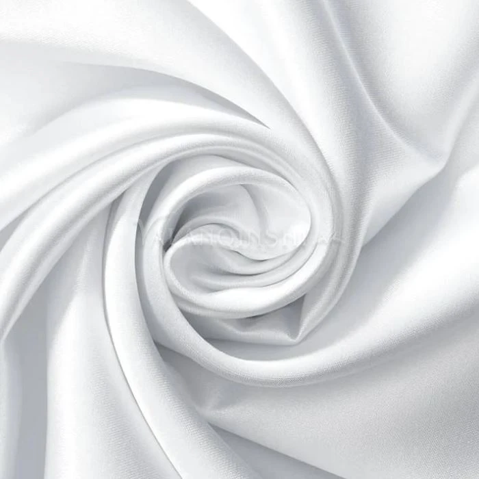 100 prosent polyester satengstoff